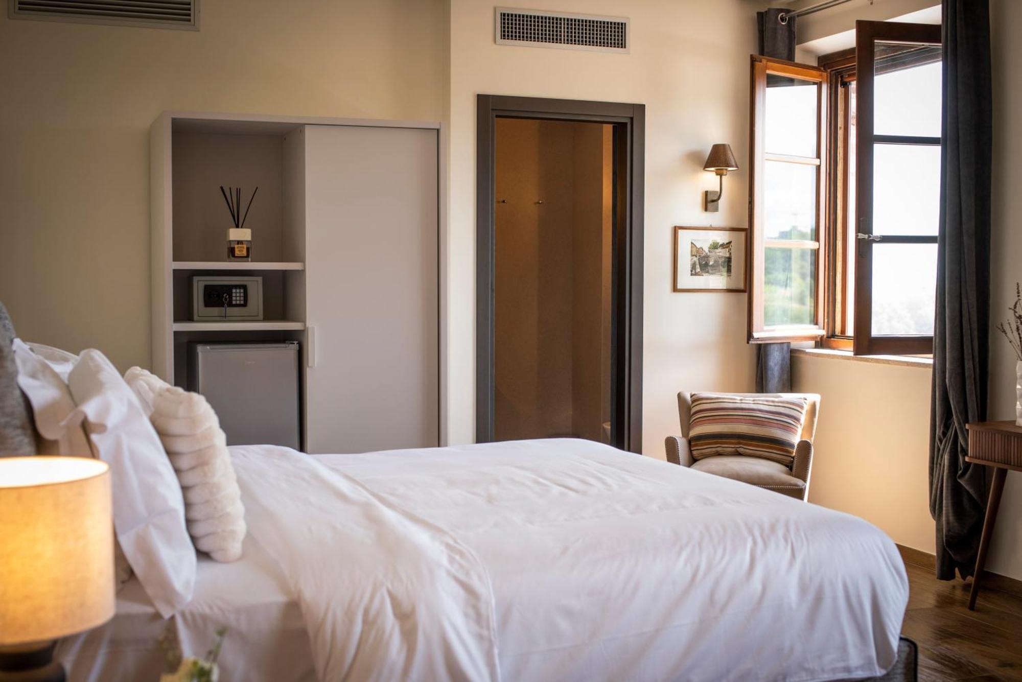 Poggio Paradiso Resort & Spa Montefollonico Eksteriør bilde
