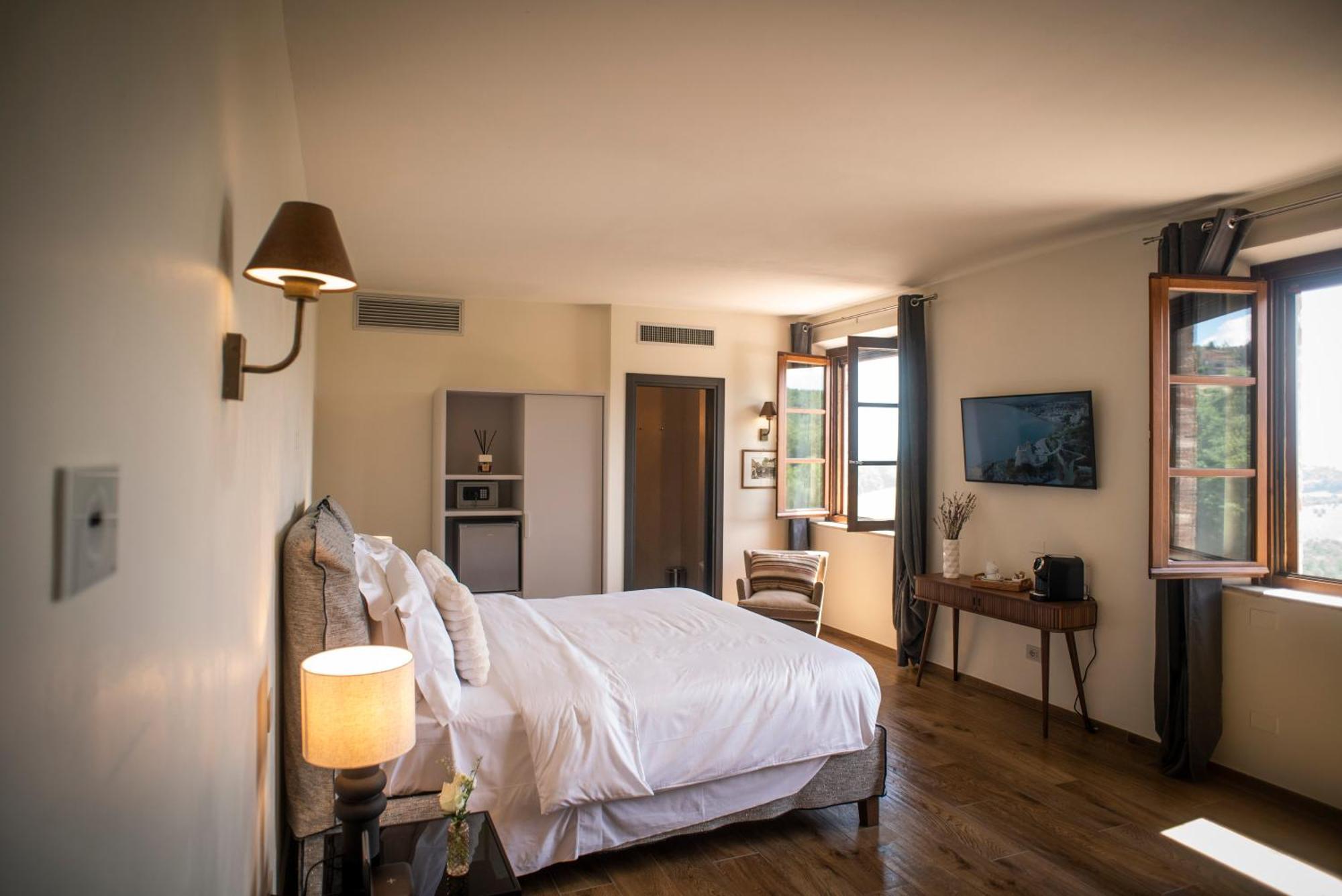 Poggio Paradiso Resort & Spa Montefollonico Eksteriør bilde