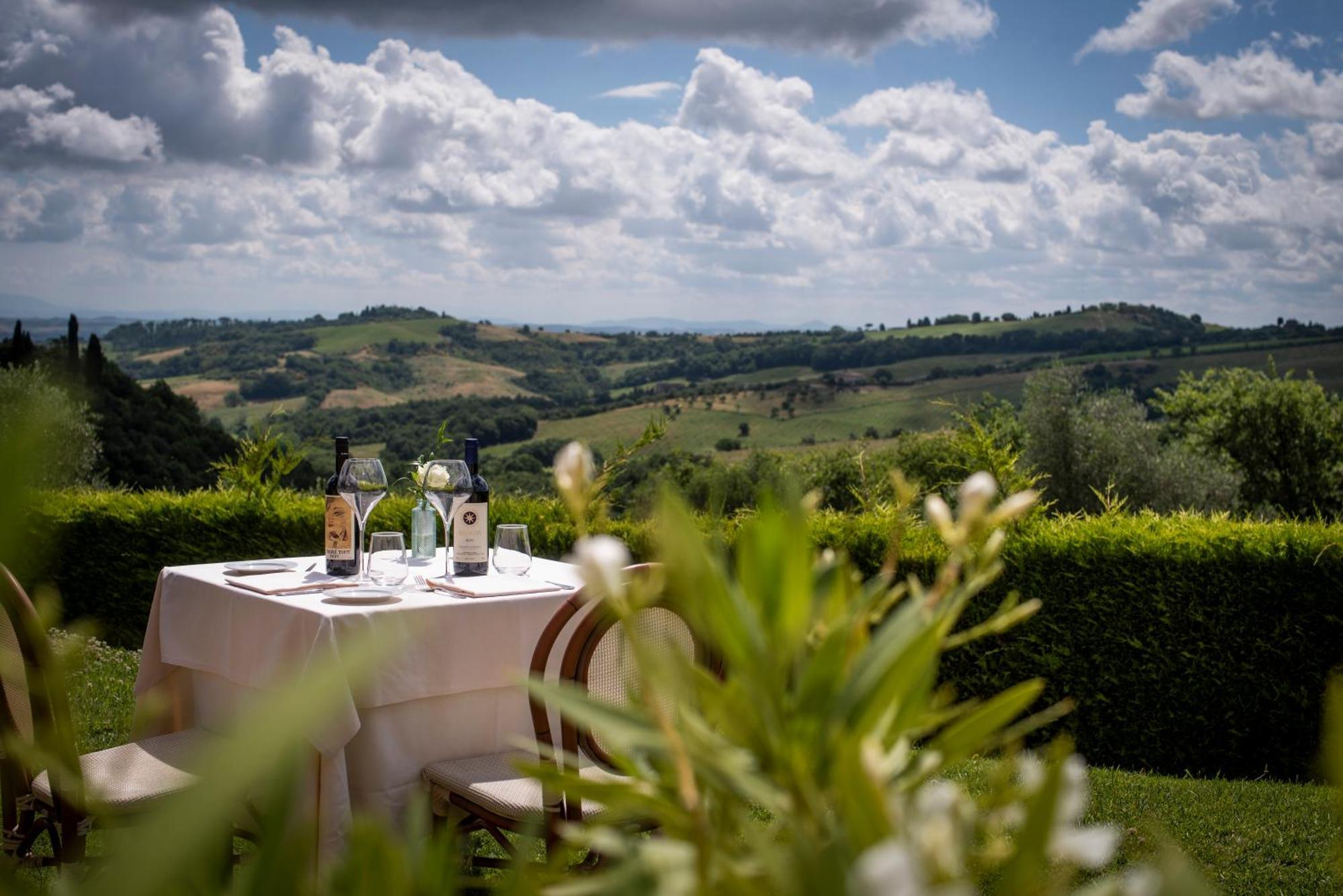 Poggio Paradiso Resort & Spa Montefollonico Eksteriør bilde